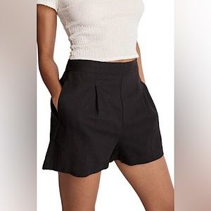 NWOT Madewell Clean Linen & Cotton Pull-On Shorts in Black Coal